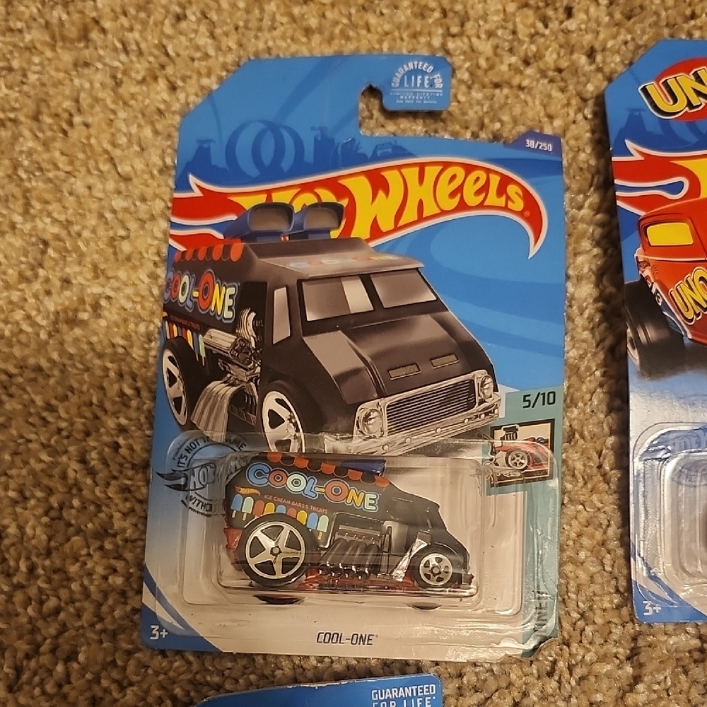 Hotwheels Lot - Picture 2 of 7